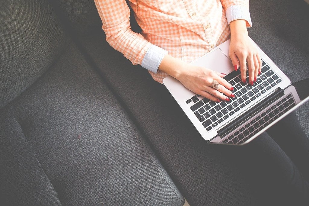 Le comparatif complet des assistants IA pour les créateurs de contenu